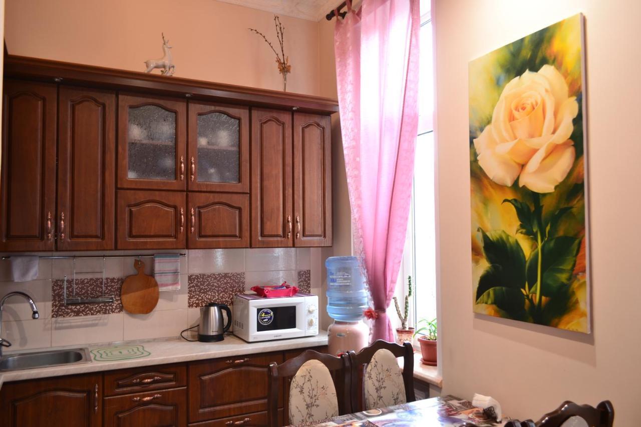 Apartment On Shevchenka Boulevard Ternopil Esterno foto